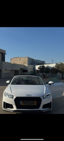 אאודי TT