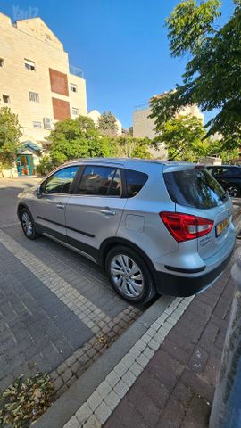 מודעת רכב סוזוקי קרוסאובר