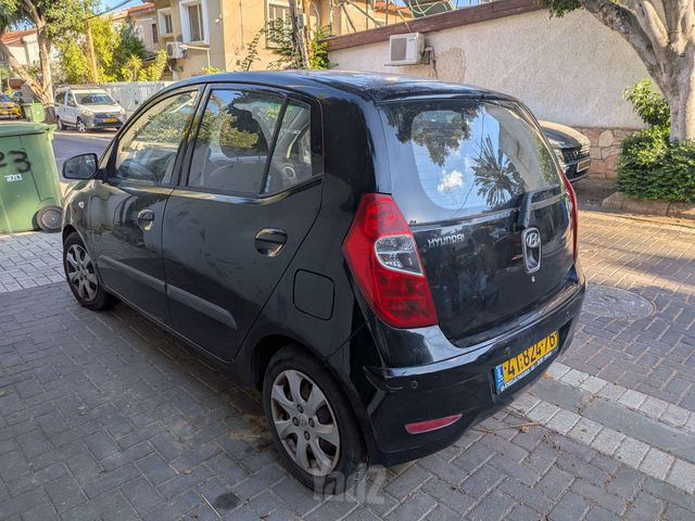 יונדאי i10