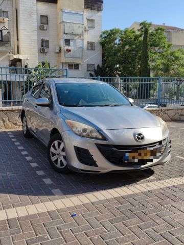 מודעת רכב מאזדה 3