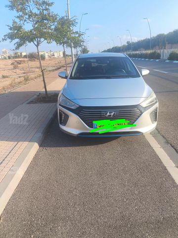 יונדאי איוניק