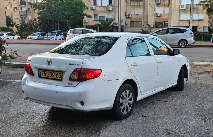 טויוטה קורולה