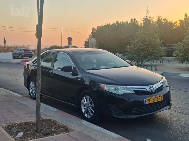 מודעת רכב טויוטה קאמרי