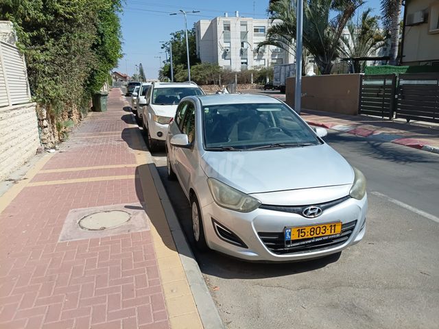 יונדאי i20
