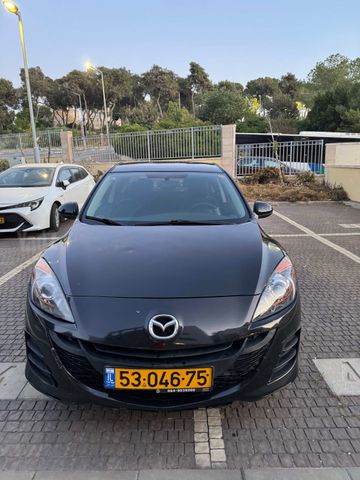 מאזדה 3