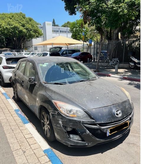 מודעת רכב מאזדה 3