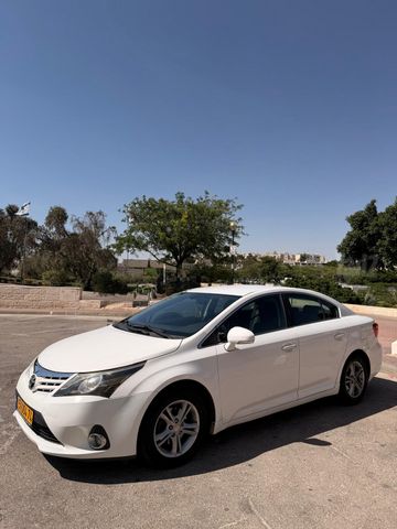 טויוטה אוונסיס
