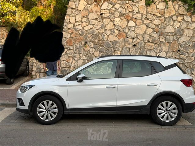 מודעת רכב סיאט ארונה