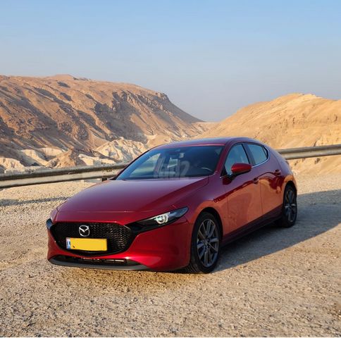 מודעת רכב מאזדה 3
