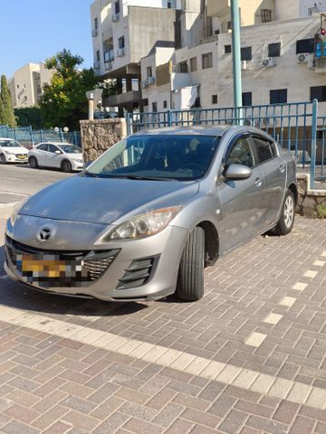 מאזדה 3