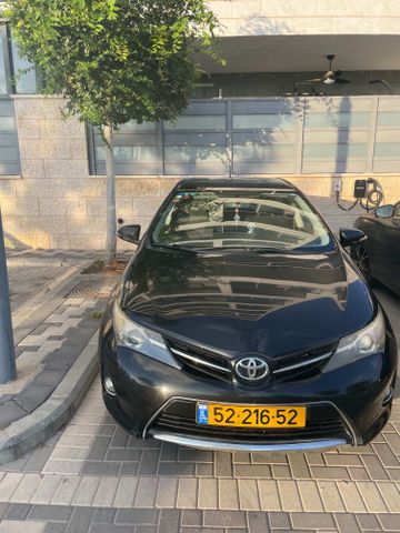 טויוטה אוריס