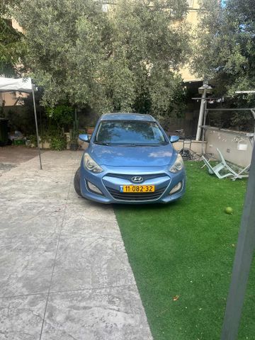 יונדאי i30