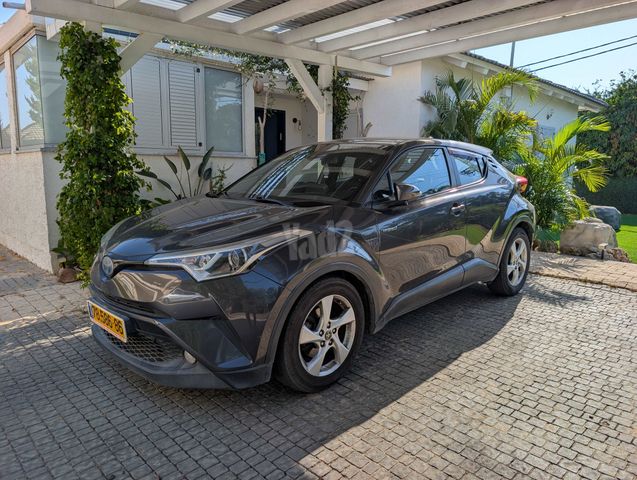 טויוטה C-HR