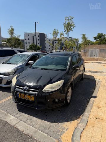 פוקוס Trend אוט׳ בנזין סטיישן / טורר 5 דל 1.6 (125 כ״ס) [2011-2014]