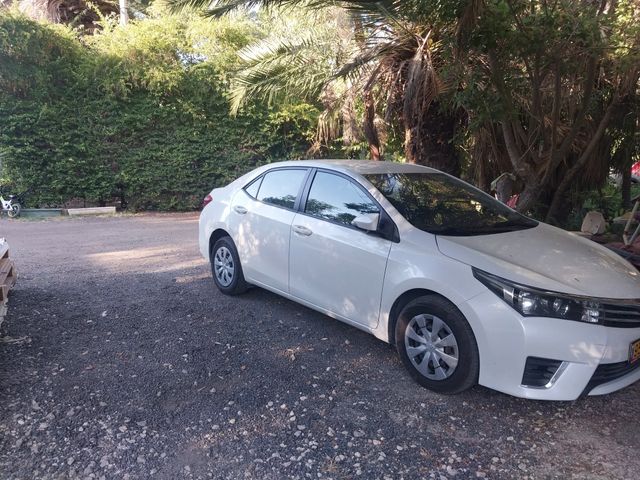 מודעת רכב טויוטה קורולה