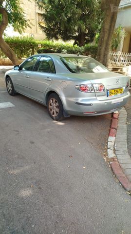 מודעת רכב מאזדה 6
