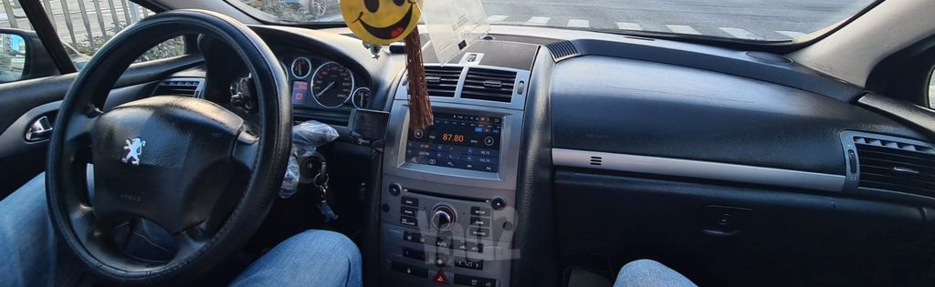 פיג'ו 407