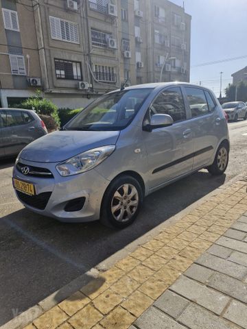 יונדאי i10