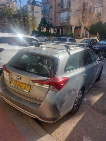 טויוטה אוריס