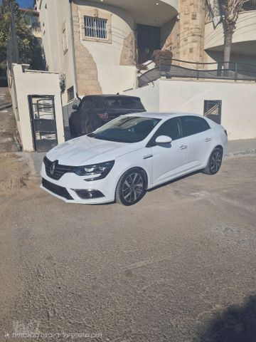 רנו מגאן