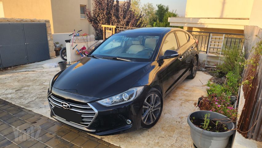 יונדאי אלנטרה