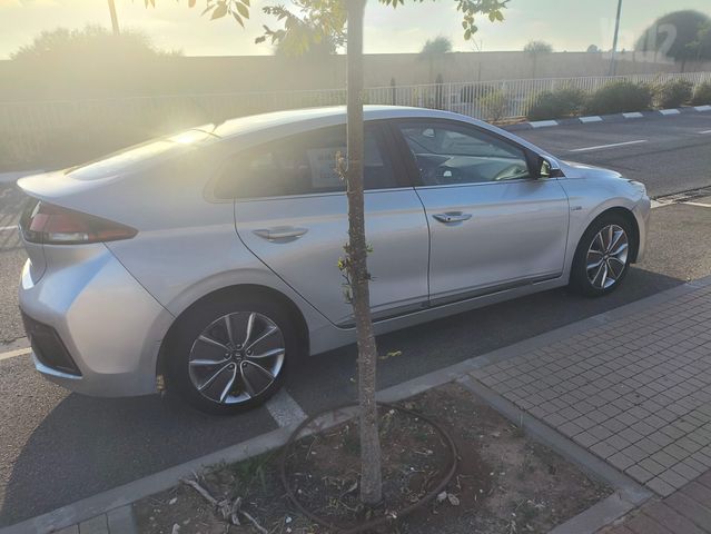 מודעת רכב יונדאי איוניק