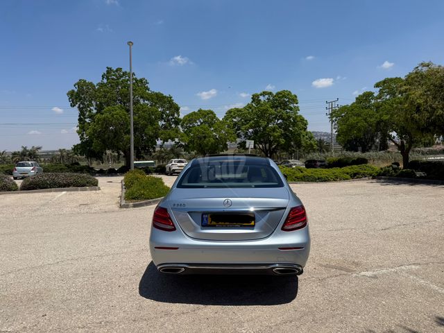 מרצדס-בנץ E-class