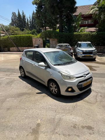 יונדאי i10