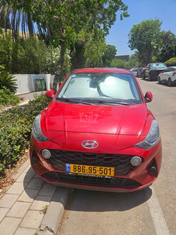 יונדאי i10