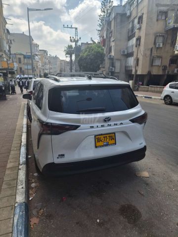 טויוטה סיינה