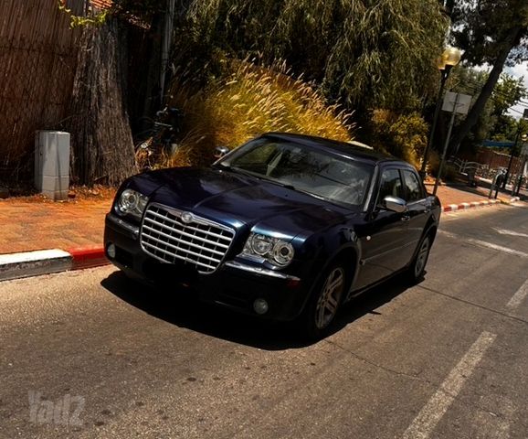 קרייזלר 300