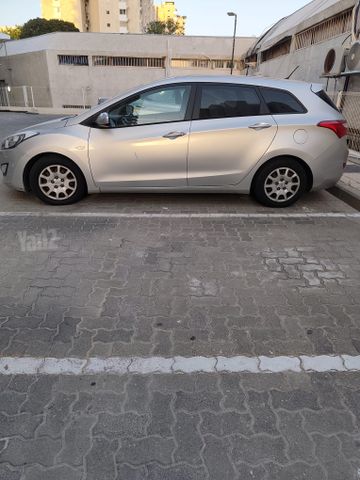 יונדאי i30