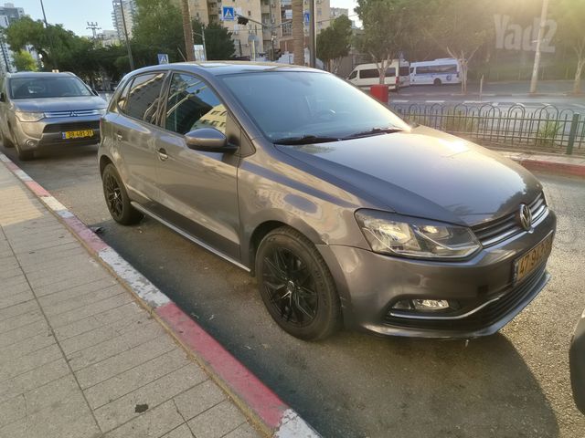 פולקסווגן פולו 