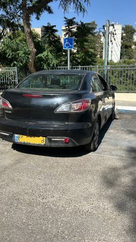 מאזדה 3