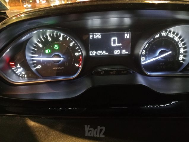 פיג'ו 208