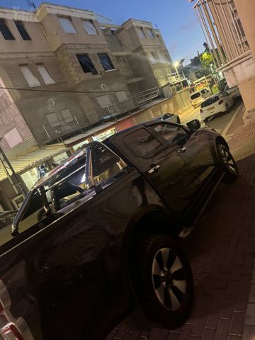 איסוזו די-מקס