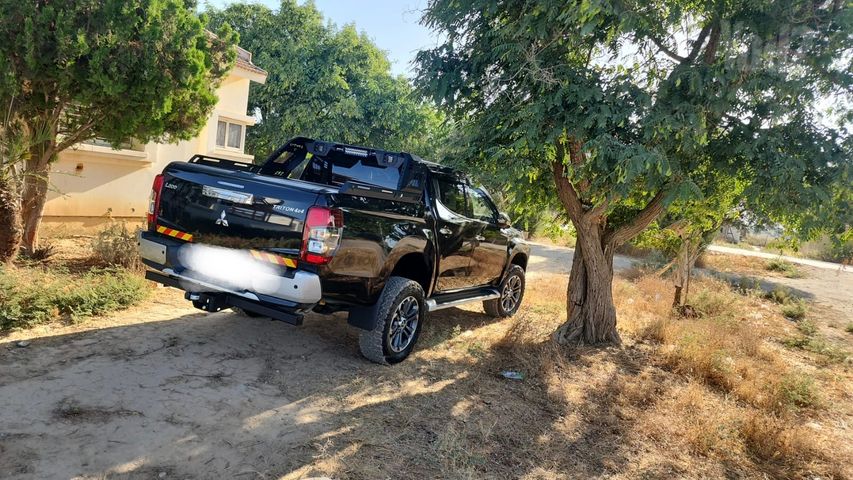 מיצובישי טרייטון / L200