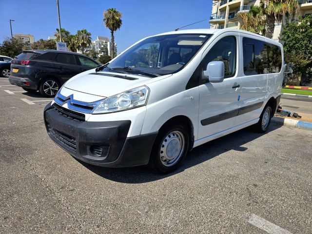 מודעת רכב סיטרואן ג'אמפי