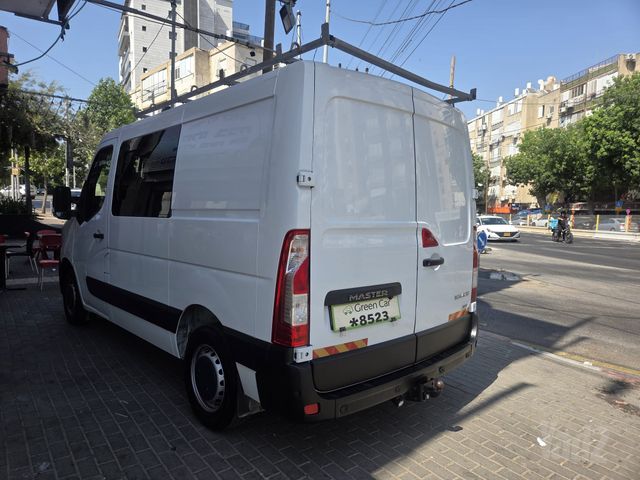 רנו מאסטר
