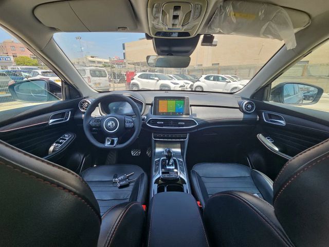 אם ג'י EHS PHEV