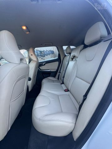 וולוו XC60