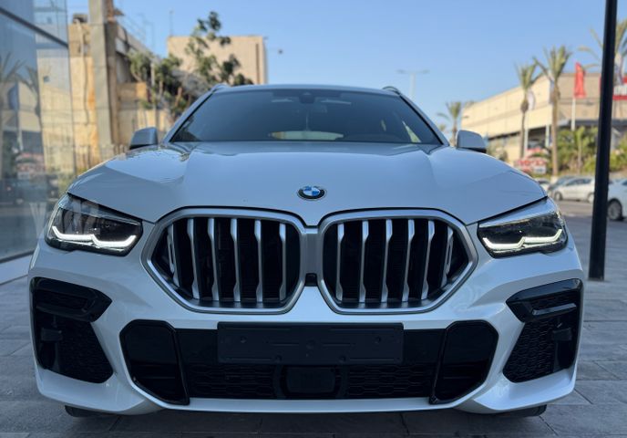 ב מ וו X6