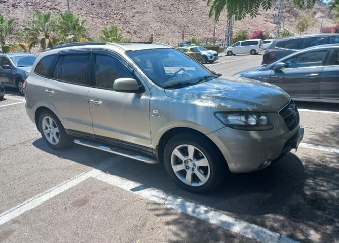 סנטה פה 4X4 Luxury אוט׳ בנזין ג'יפ שטח קשוח 2.7 (189 כ״ס)