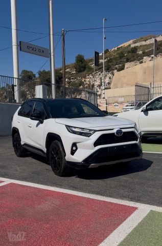 מודעת רכב טויוטה RAV4