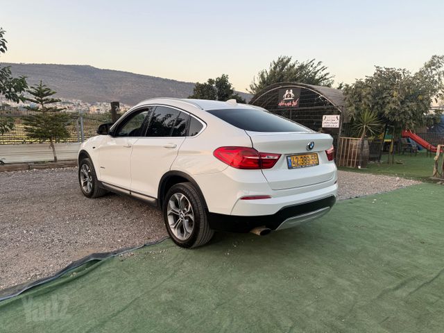 ב מ וו X4