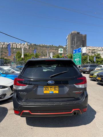 סובארו פורסטר