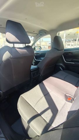 טויוטה RAV4