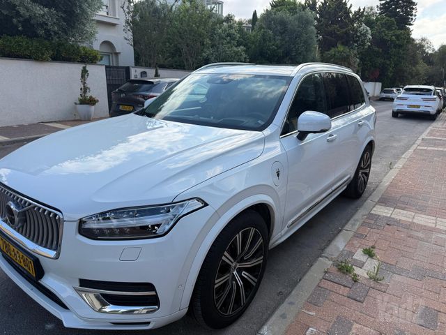 מודעת רכב וולוו XC90
