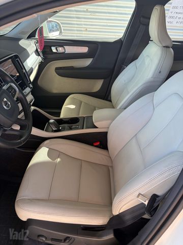 וולוו XC40