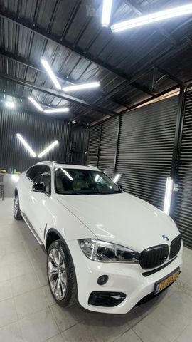 ב מ וו X6